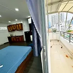 Dlux Hat Giang